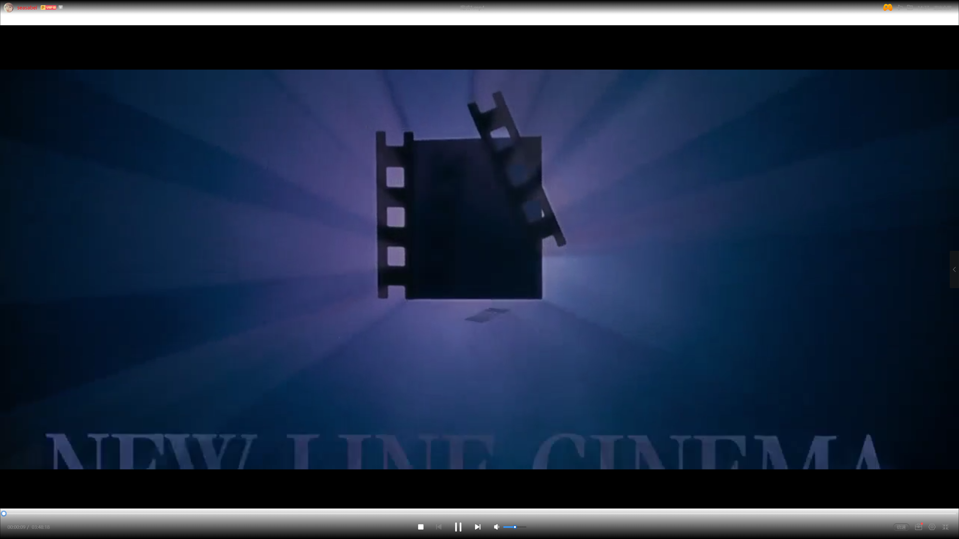 全屏后上下白边